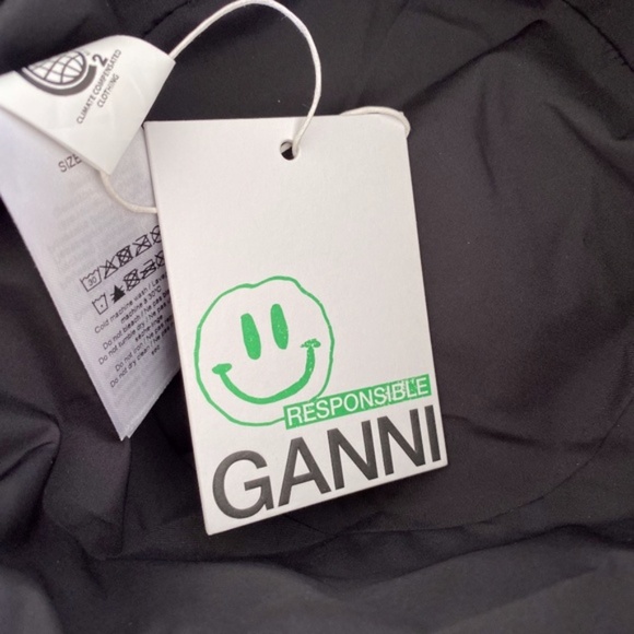 NEW Ganni Recycled Tech Bucket Hat Leopard XS/S - Picture 12 of 16